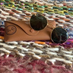 RAY BAN Round Metal Sunglasses
